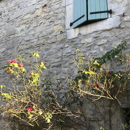 Du Paradis Bleu Saint-Andre-de-Cruzieres